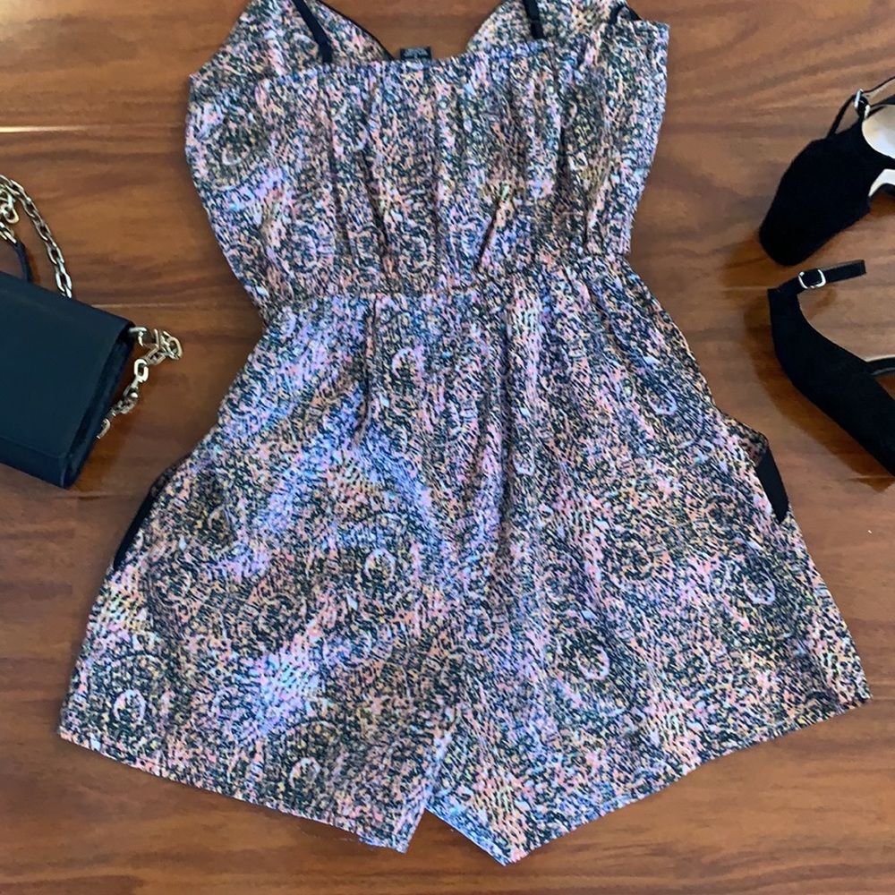 Romper - Picture 5 of 5